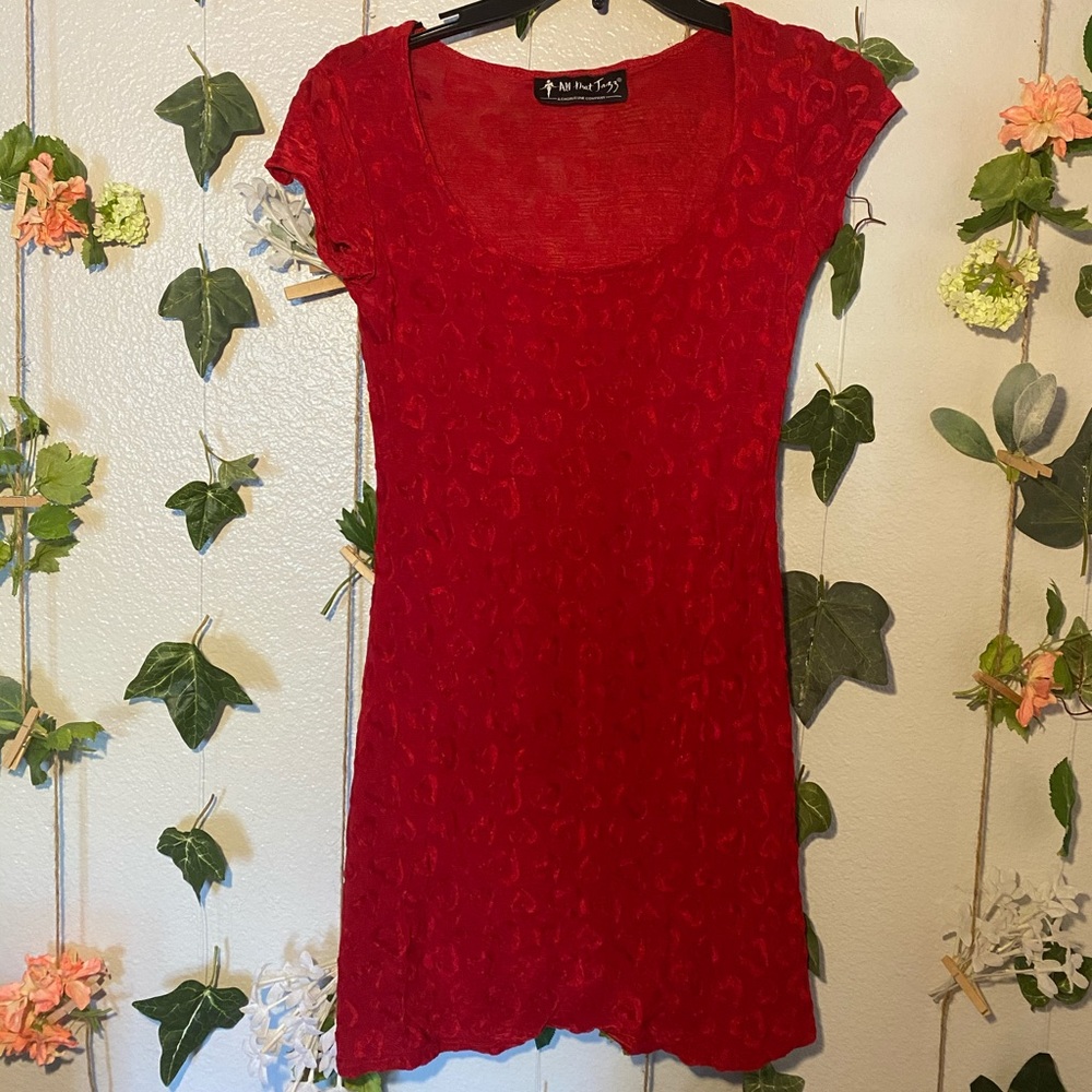 Red bodycon dress